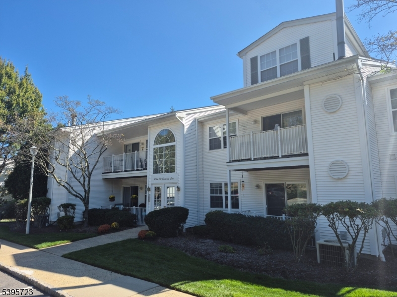 45 Crestview Ln, Mount Arlington Boro, NJ 07856