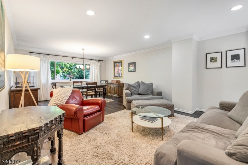 Washington Twp., NJ 07676,191 Yorktowne Ct #191