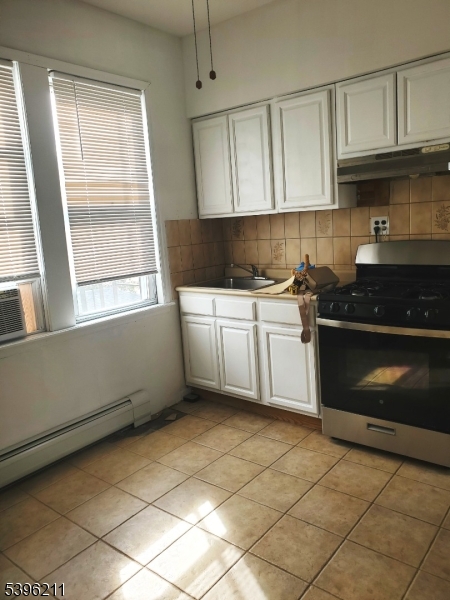 Garfield City, NJ 07026,35 Alaska St. Apt 2