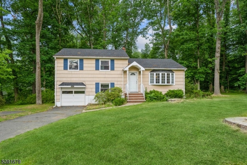 42 Warren St, Hanover Twp., NJ 07981