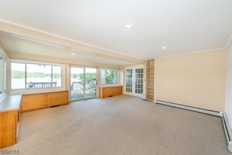 Denville Twp., NJ 07834,21 East Shore Road