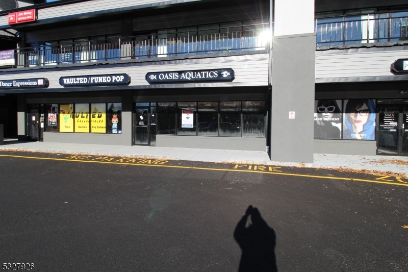 Independence Twp., NJ 07840,915 County Road 517