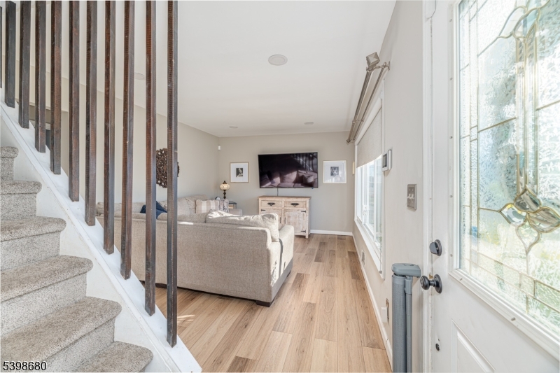 Saddle Brook Twp., NJ 07663,169 Cambridge Ave