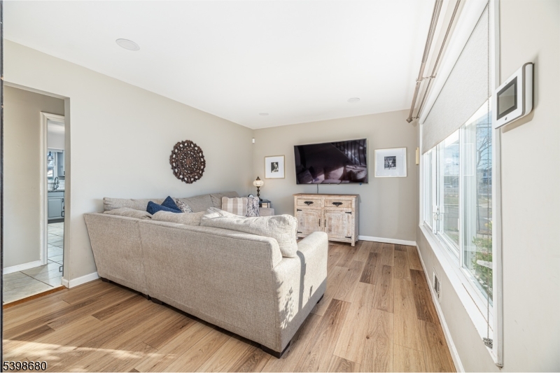 Saddle Brook Twp., NJ 07663,169 Cambridge Ave