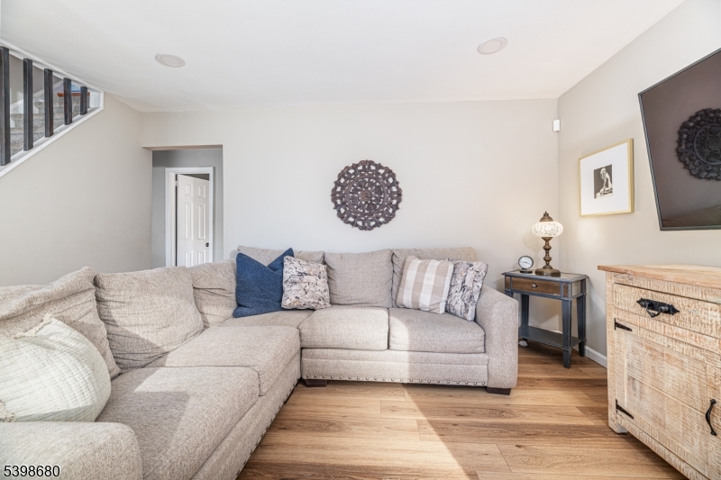 Saddle Brook Twp., NJ 07663,169 Cambridge Ave