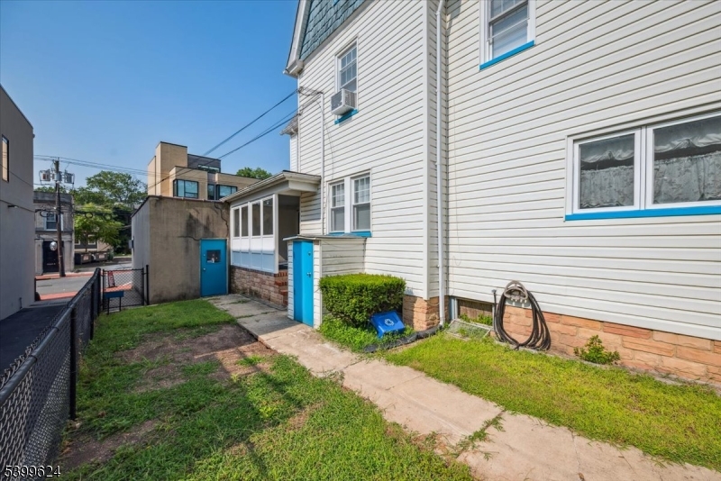 Maplewood Twp., NJ 07040,101 Baker St