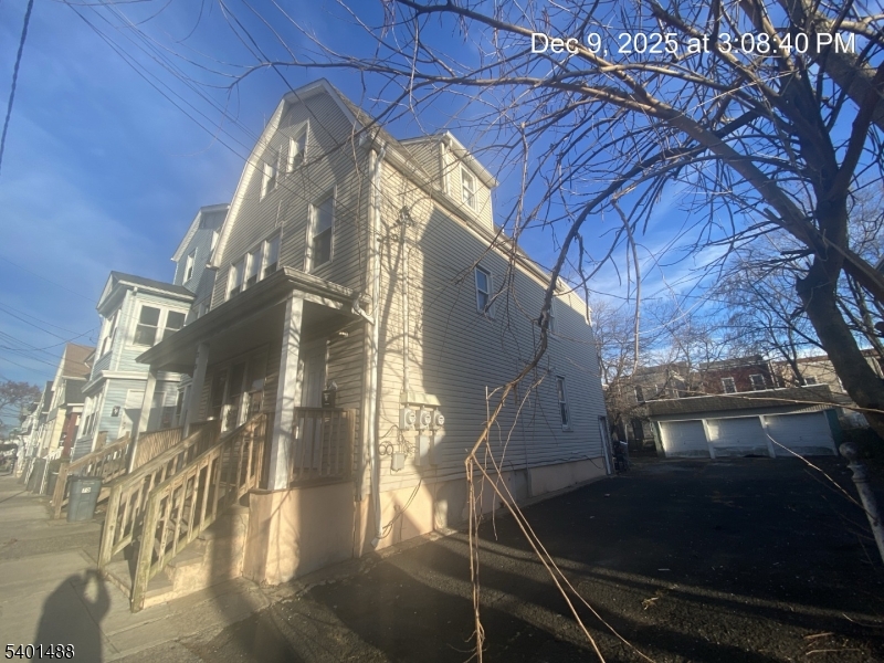 Newark City, NJ 07112,72-74 Willoughby St