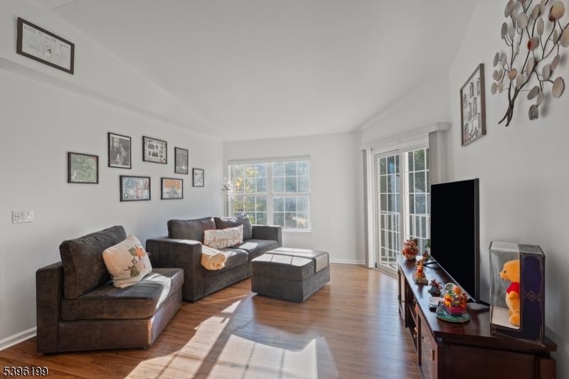 Wayne Twp., NJ 07470,11 Parkside Ct #11