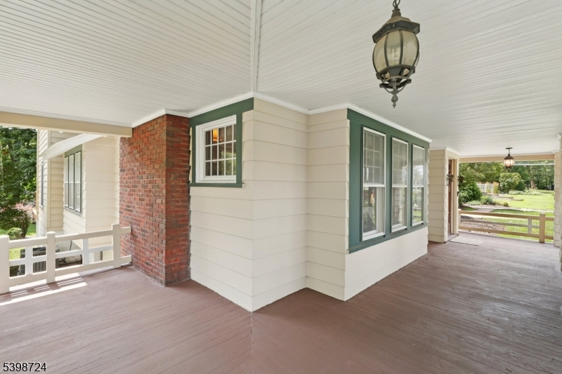 Westfield Town, NJ 07090,534 E Broad Street