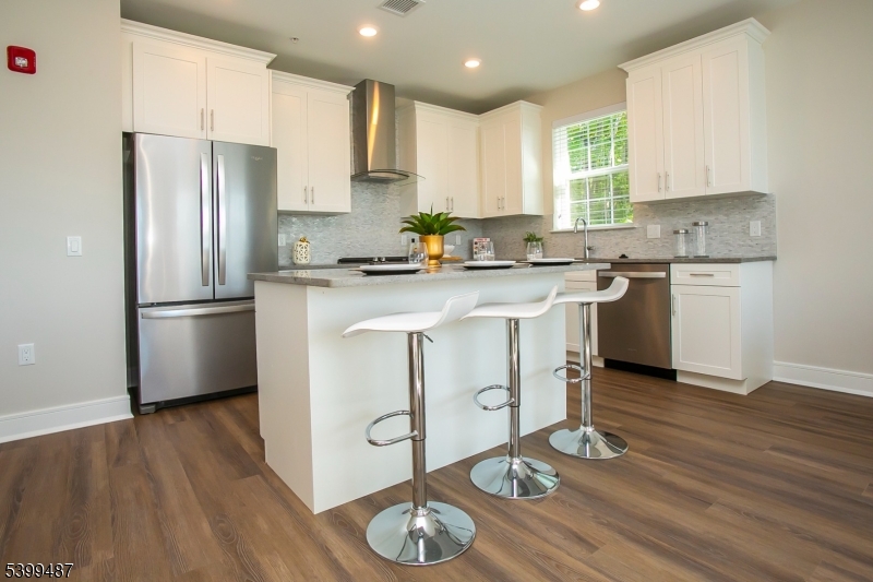 Fairfield Twp., NJ 07004,74 Passaic Ave #107