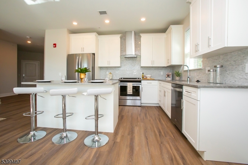 Fairfield Twp., NJ 07004,74 Passaic Ave #107