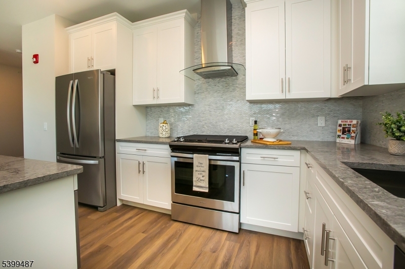 Fairfield Twp., NJ 07004,74 Passaic Ave #107