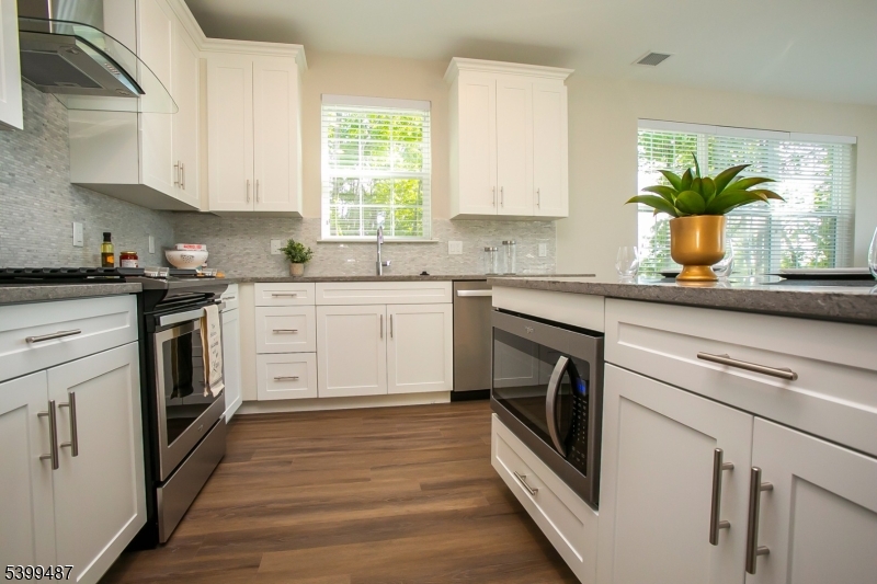 Fairfield Twp., NJ 07004,74 Passaic Ave #107