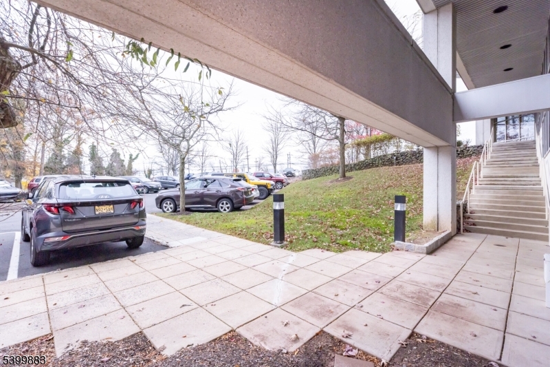 Edison Twp., NJ 08820,2 Lincoln Hwy-Unit100