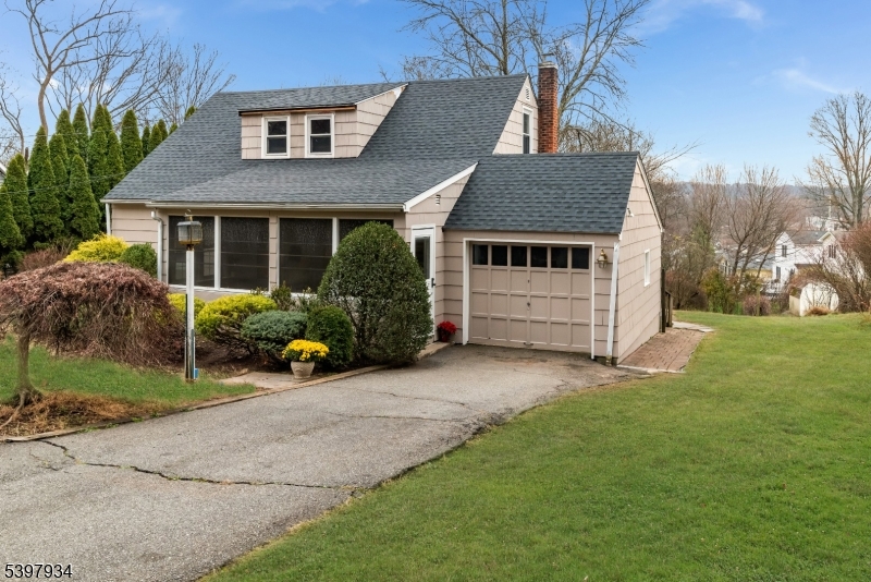 17 Horsehill Rd, Hanover Twp., NJ 07927
