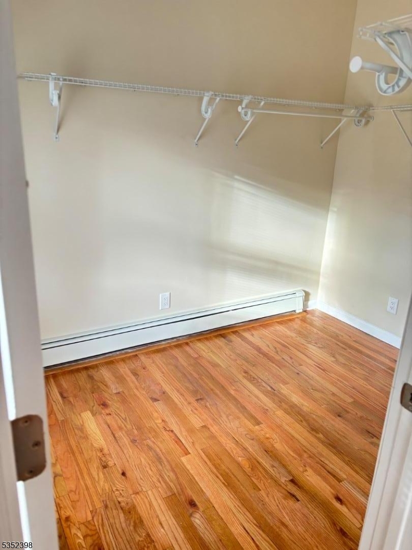 Irvington Twp., NJ 07111,42 Maple Ave #2