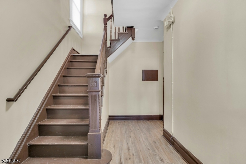 Newark City, NJ 07106,60 Vermont Ave