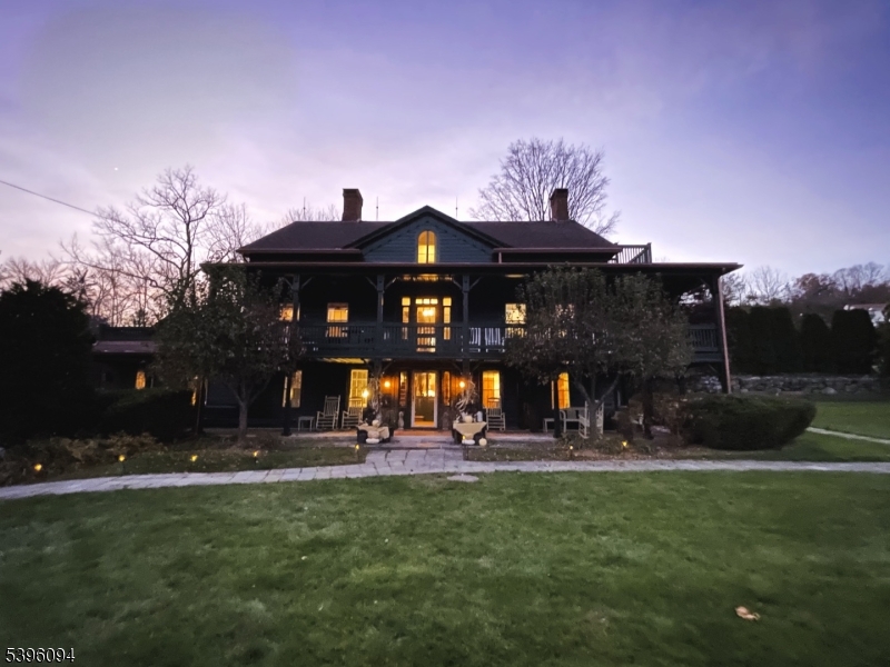 Vernon Twp., NJ 07418,967 McAfee Glenwood Rd