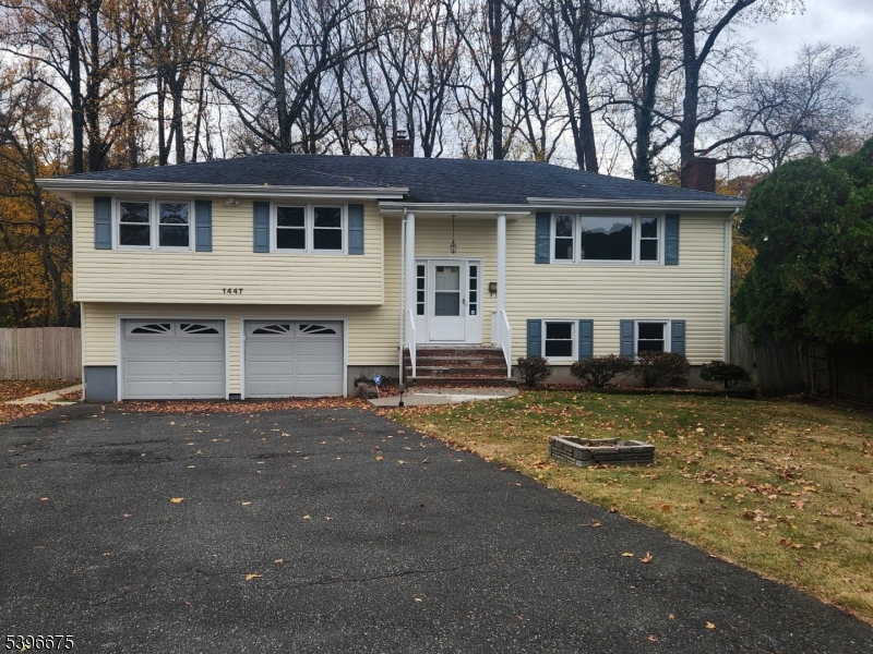 1447 Whitewood Ct, Plainfield City, NJ 07062