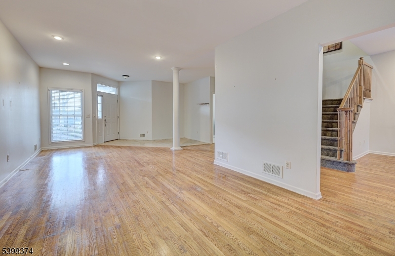 Livingston Twp., NJ 07039,3 Champion Blvd