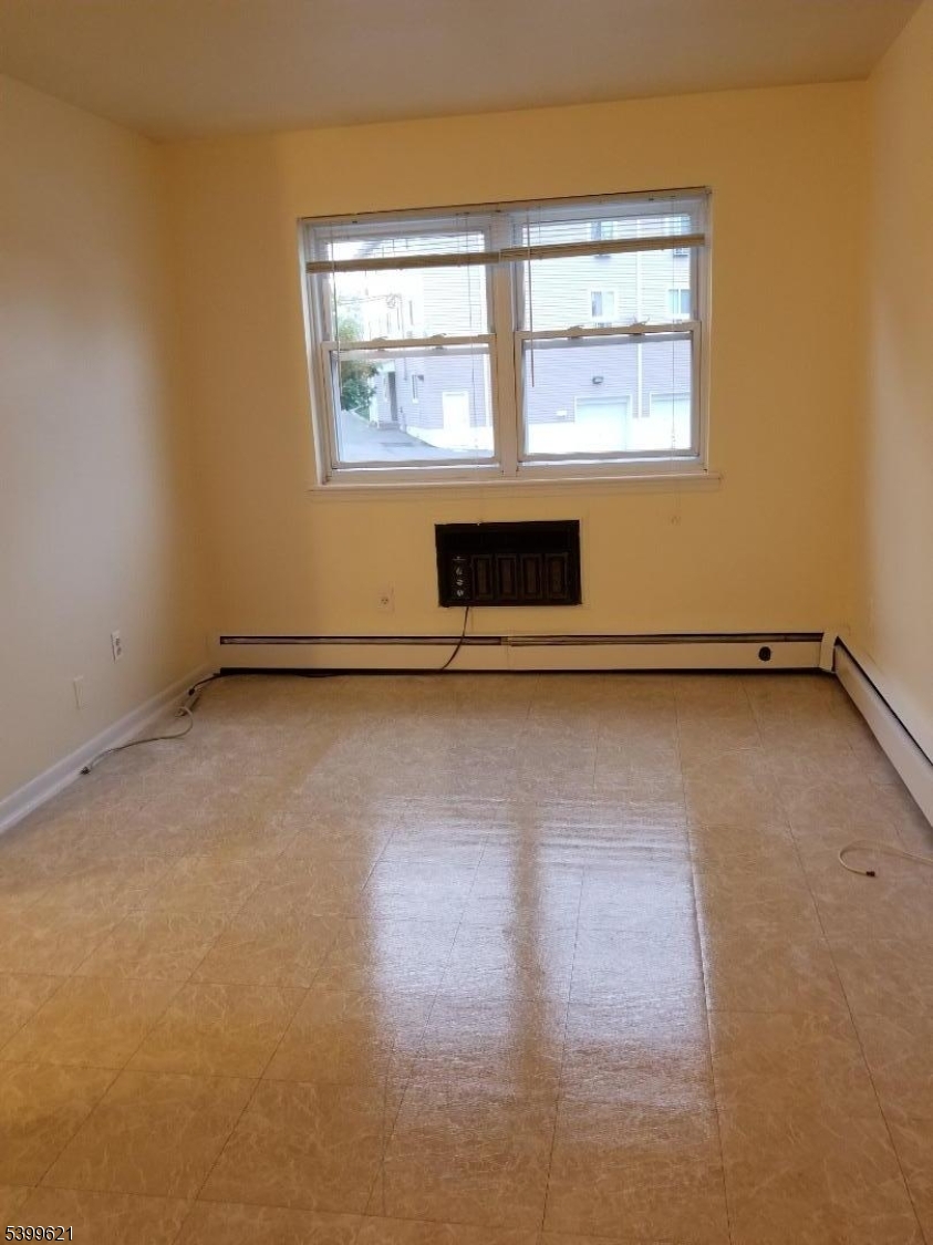 Belleville Twp., NJ 07109,675 Joralemon St C-4