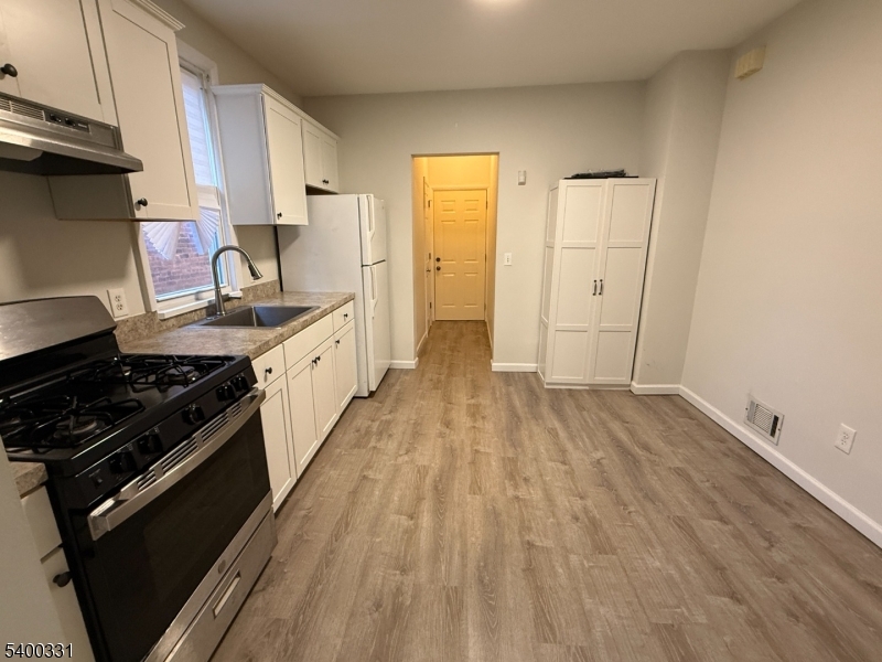 Nutley Twp., NJ 07110,148 Franklin Ave