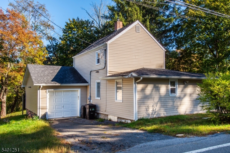 Rockaway Twp., NJ 07866,826 Green Pond Rd