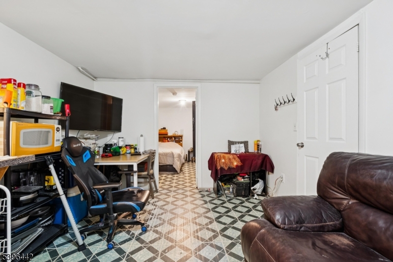 Perth Amboy City, NJ 08861,203 Gordon St