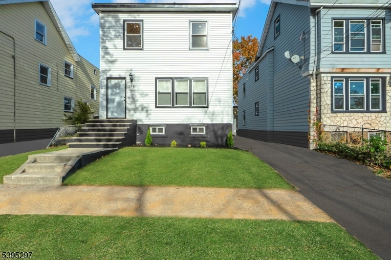 Newark City, NJ 07112,285 Weequahic Ave
