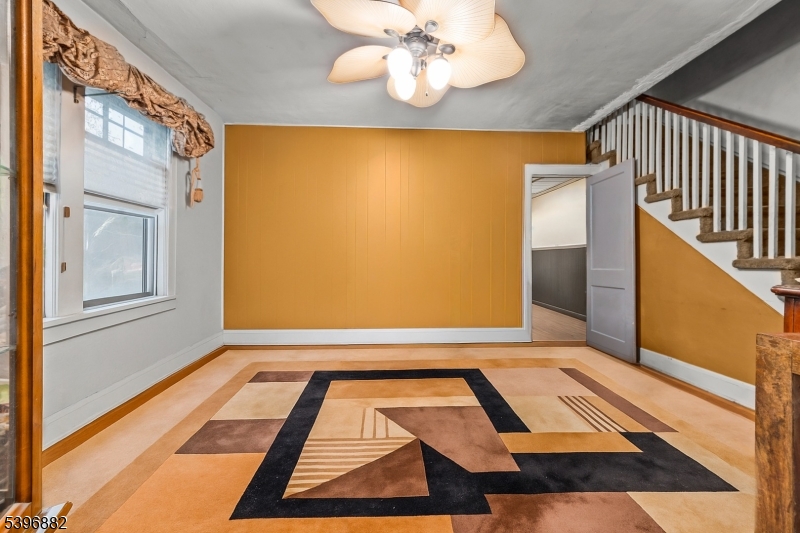 Rahway City, NJ 07065,420-22 E Milton Ave