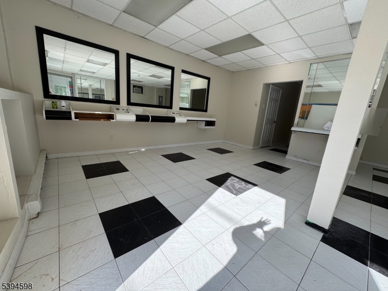 Englewood City, NJ 07631,191 1St St