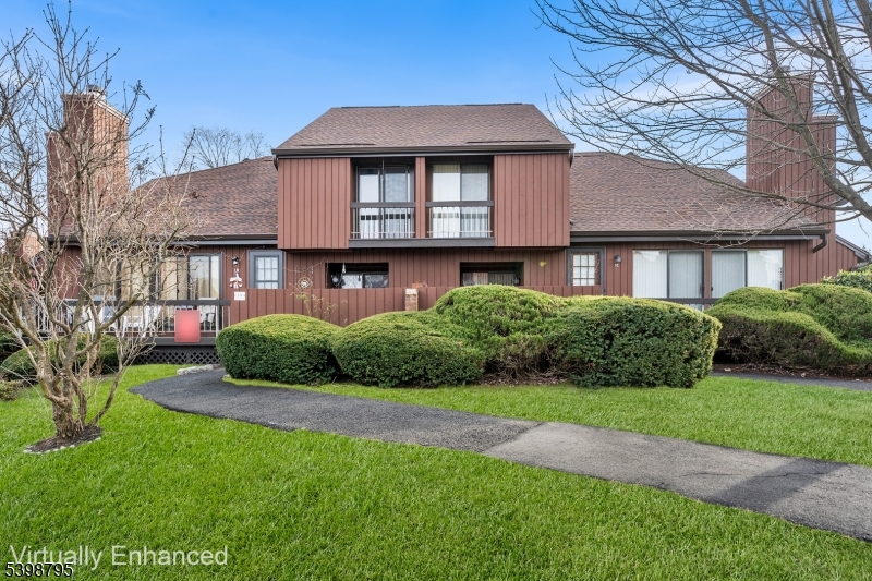 25 Bloomingdale Dr #1B, Hillsborough Twp., NJ 08844