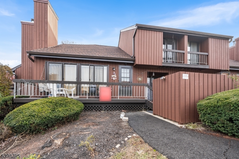 Hillsborough Twp., NJ 08844,25 Bloomingdale Dr #1B