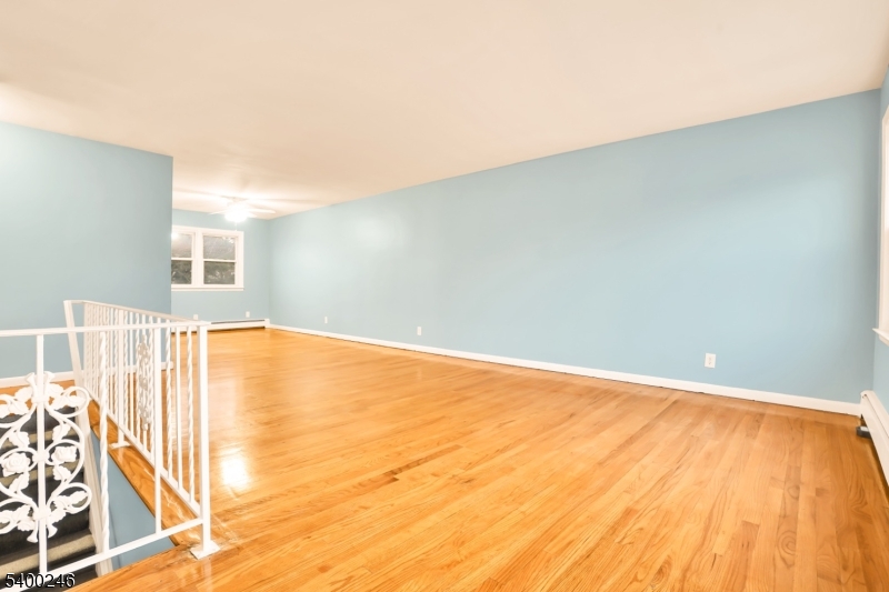 Union Twp., NJ 07083,726 GATES TERRACE- 2ND FLOOR #2