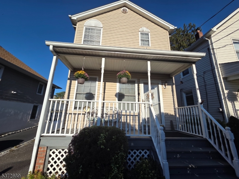 8 Highland Ave, Montville Twp., NJ 07045