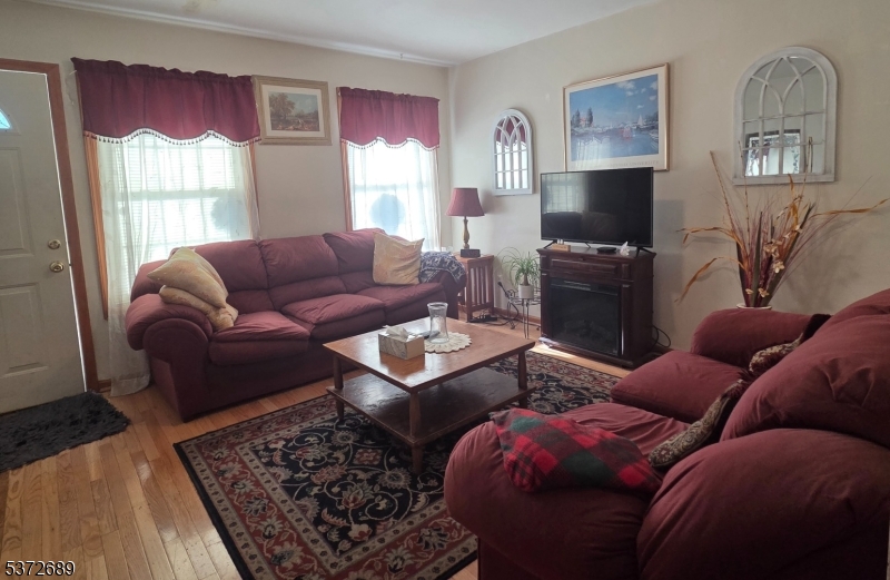 Montville Twp., NJ 07045,8 Highland Ave