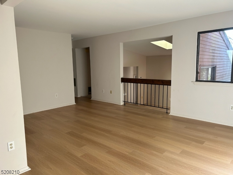 Clinton Twp., NJ 08801,45 Meadowview Dr