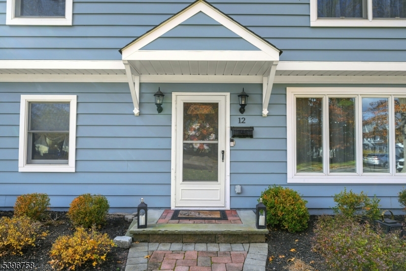 Cedar Grove Twp., NJ 07009,12 Bergen Dr