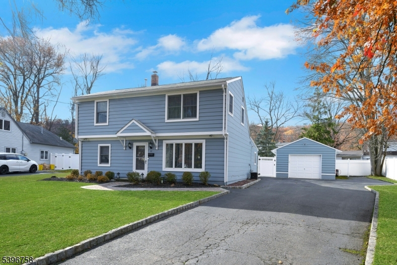 Cedar Grove Twp., NJ 07009,12 Bergen Dr