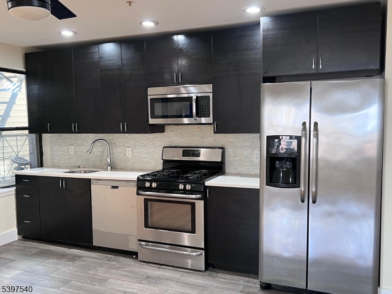 73 Ferry St #6, Newark City, NJ 07105