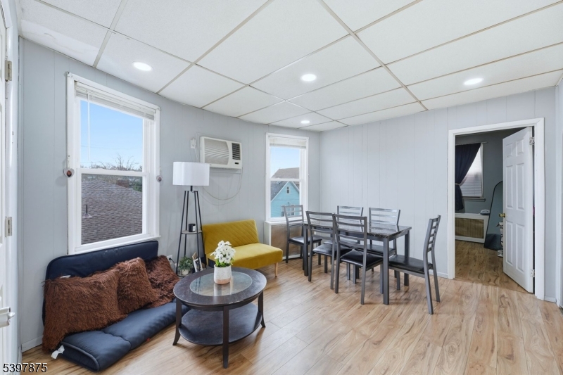 Saddle Brook Twp., NJ 07663,345 2nd St