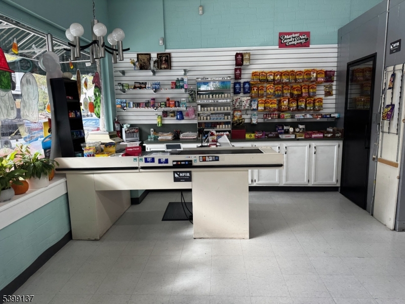 Belvidere Twp., NJ 07823,253 Water St