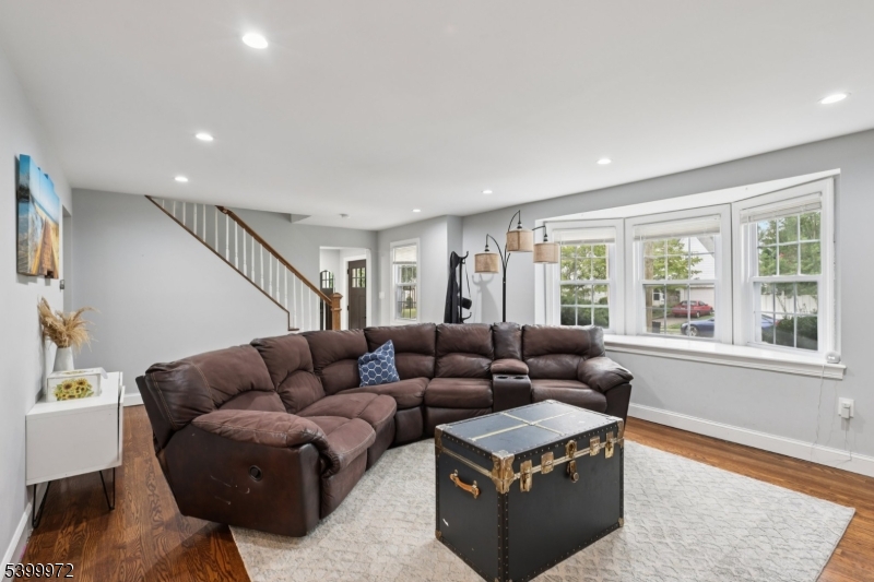 Union Twp., NJ 07083,1042 Battle Hill Terrace