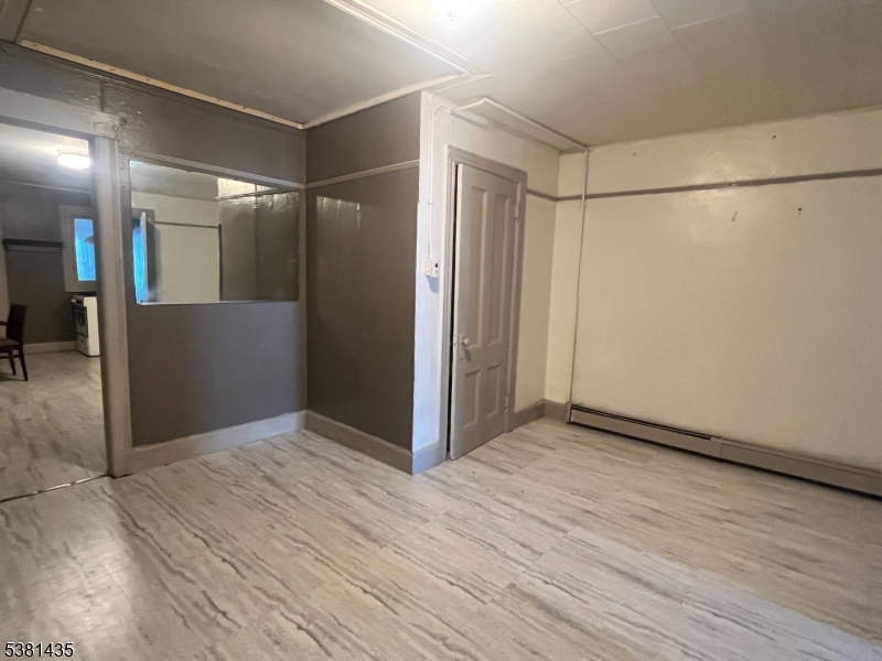 Bound Brook Boro, NJ 08805,416-418 E Main St #3W