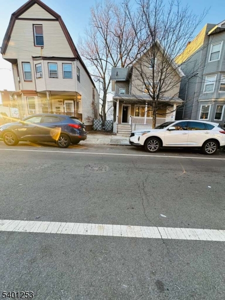 Newark City, NJ 07107,125 S 12Th St