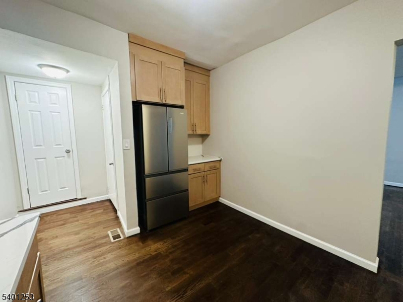 Newark City, NJ 07107,125 S 12Th St