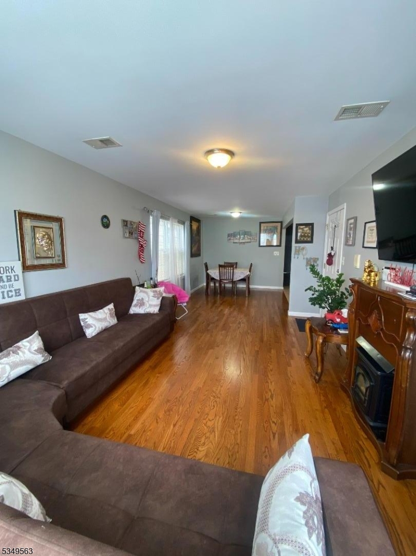 Elizabeth City, NJ 07206,248 Magnolia Ave