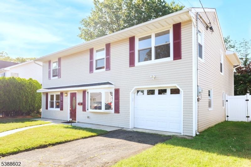 29 Crescent Rd, Edison Twp., NJ 08817