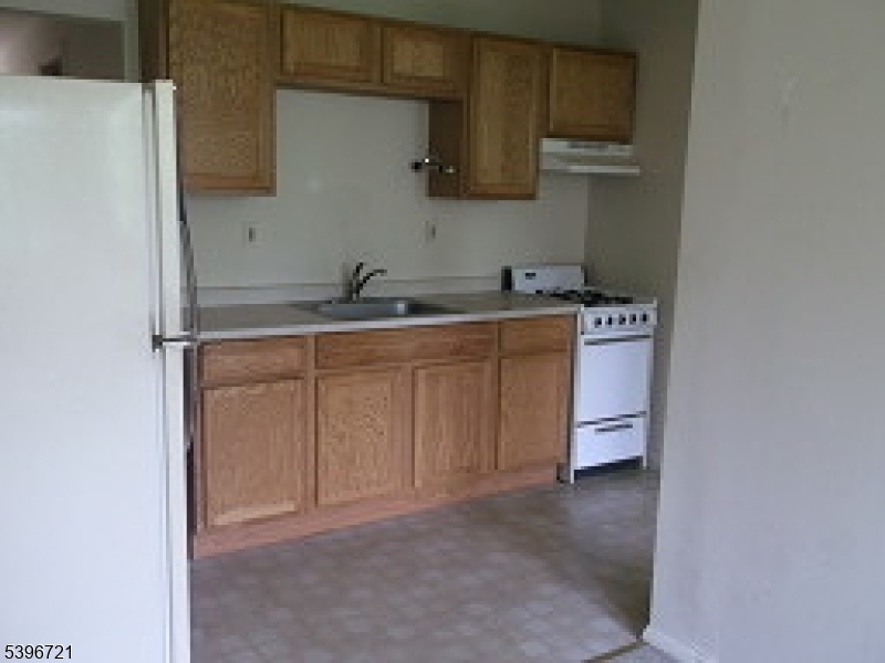 Montville Twp., NJ 07058,292 Changebridge Rd #10