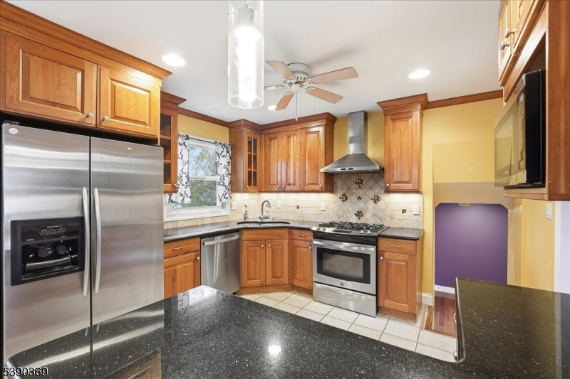 Clark Twp., NJ 07090,1779 Dakota St